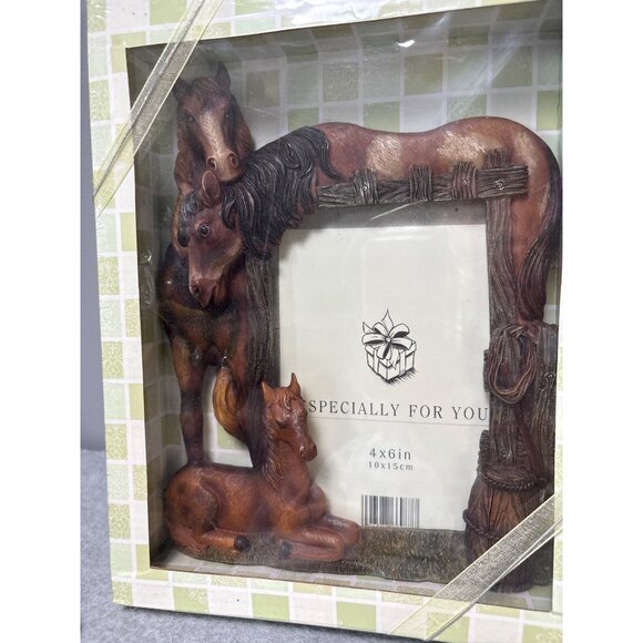 Horse-Themed Resin Picture Frame Holds 4x6" Display - Picture 2 of 6